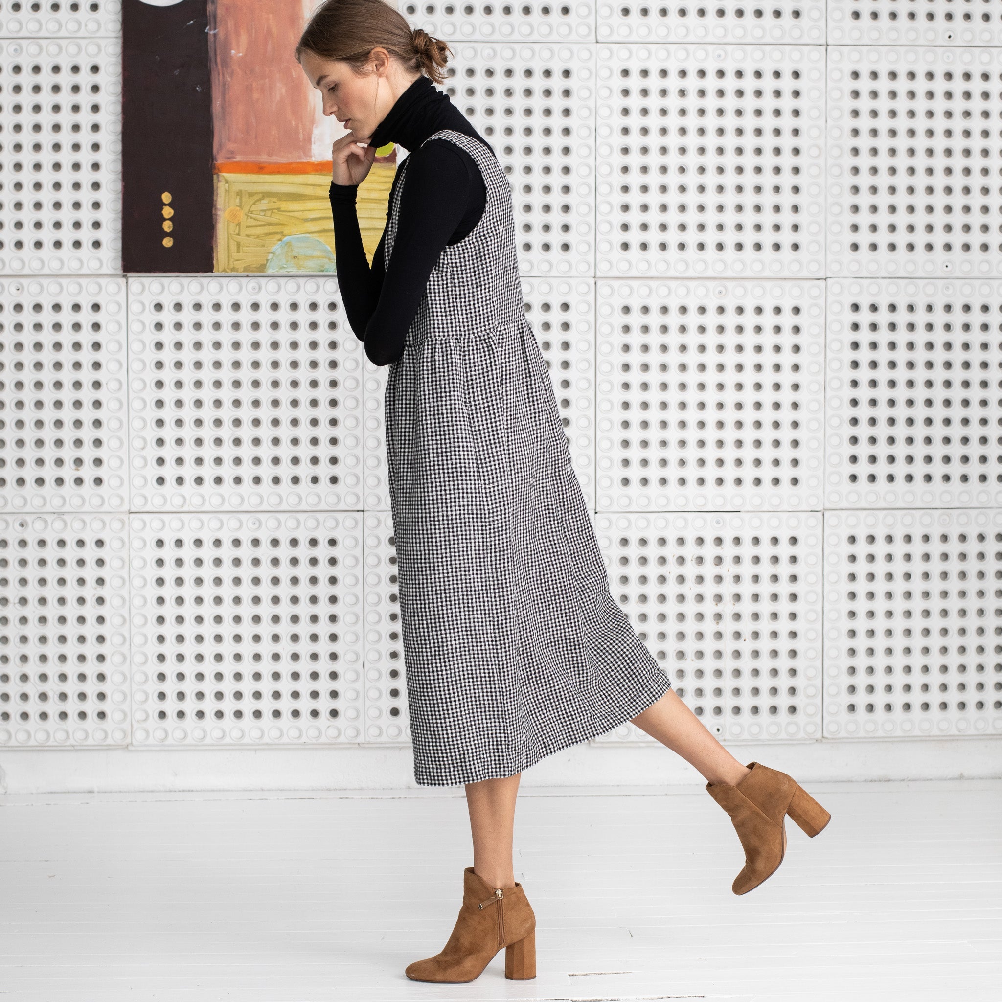 How to Style Heavy Linen This Cold Season | Embrace the Warmth of Winter, Sustainably